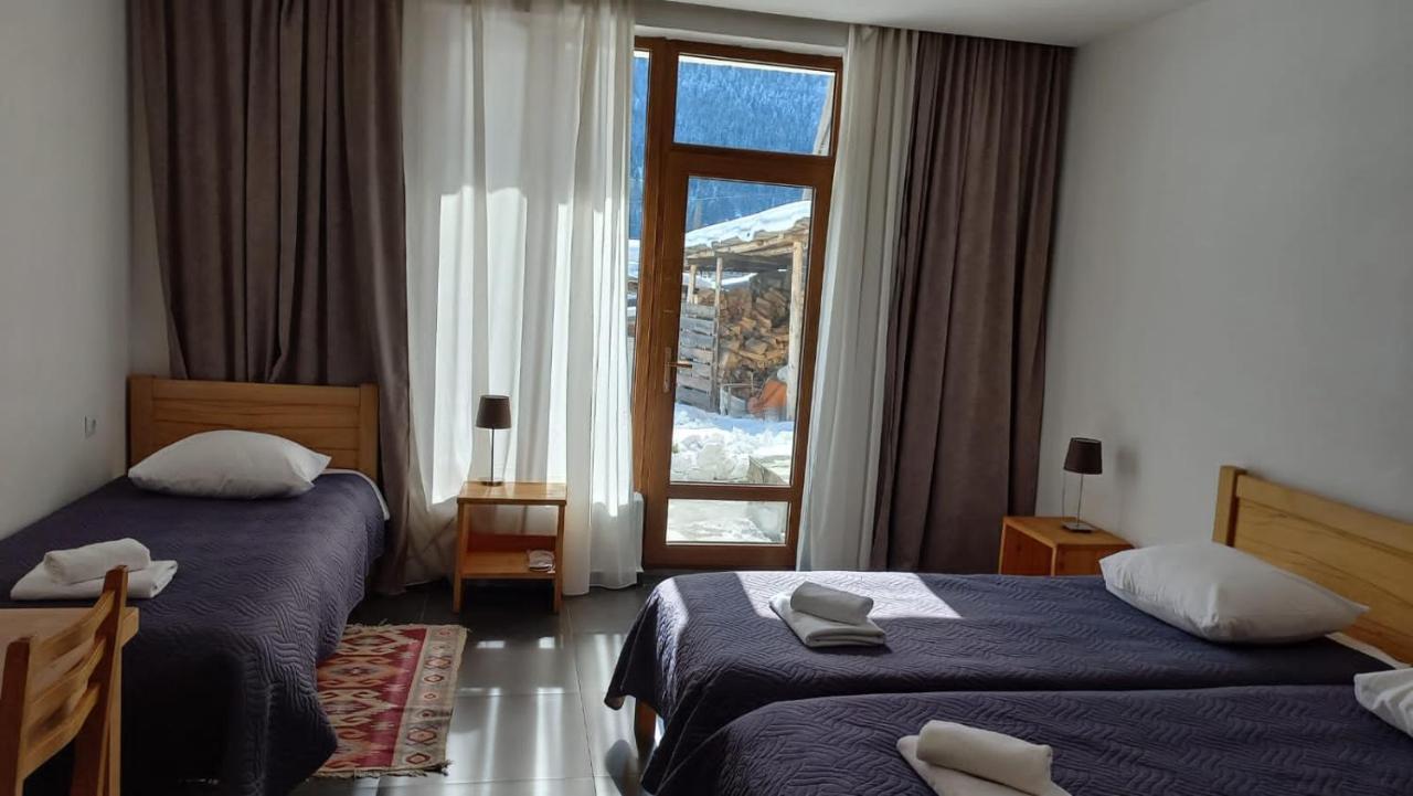 Bapsha Guesthouse Mestia Zewnętrze zdjęcie