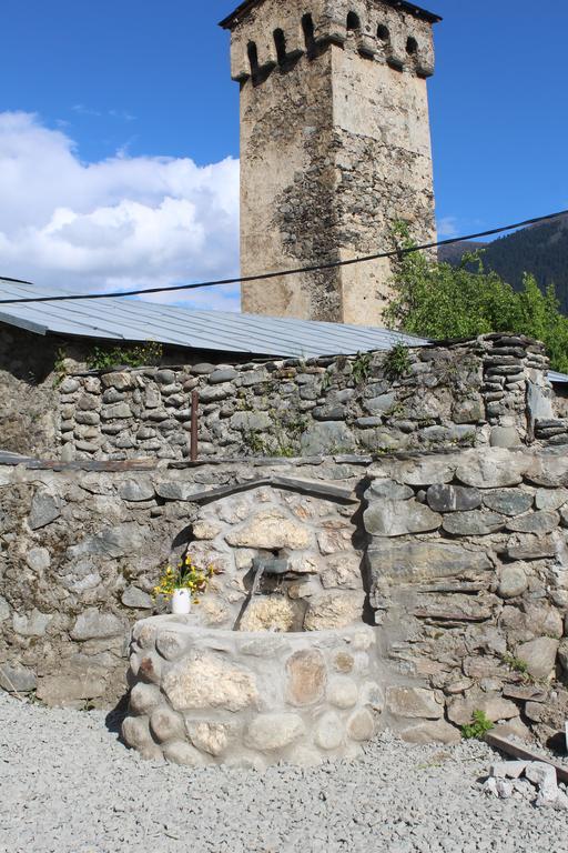 Bapsha Guesthouse Mestia Zewnętrze zdjęcie
