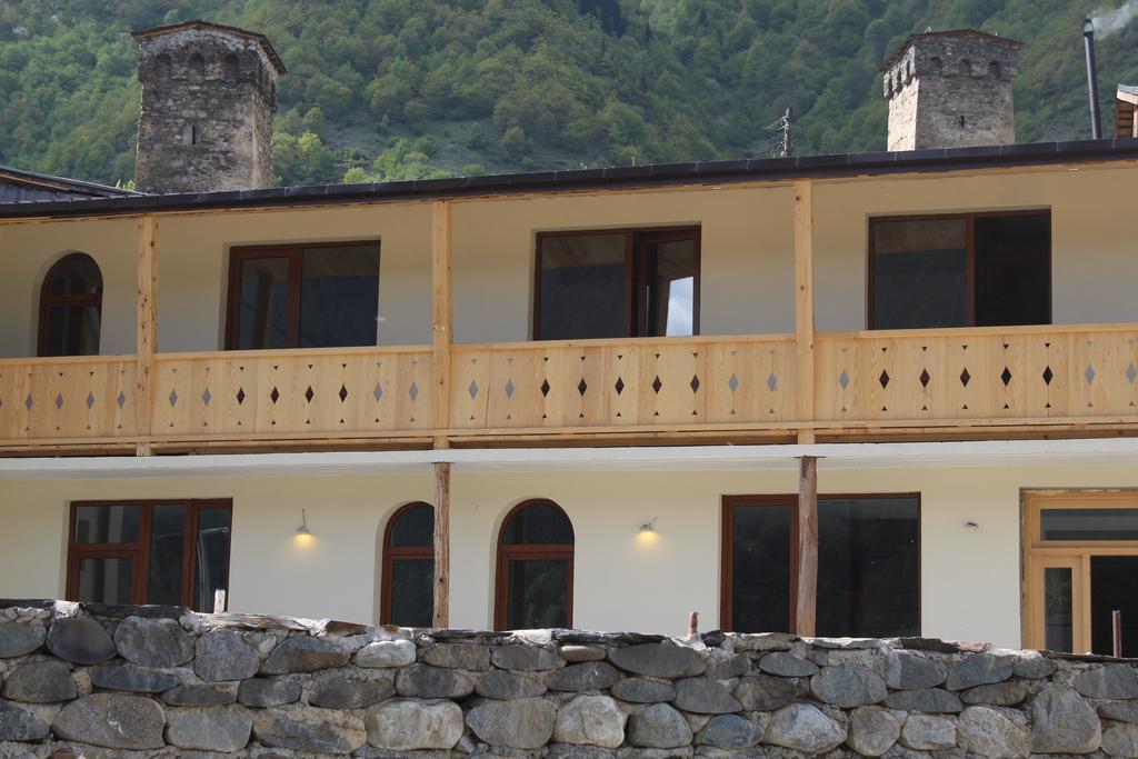 Bapsha Guesthouse Mestia Zewnętrze zdjęcie