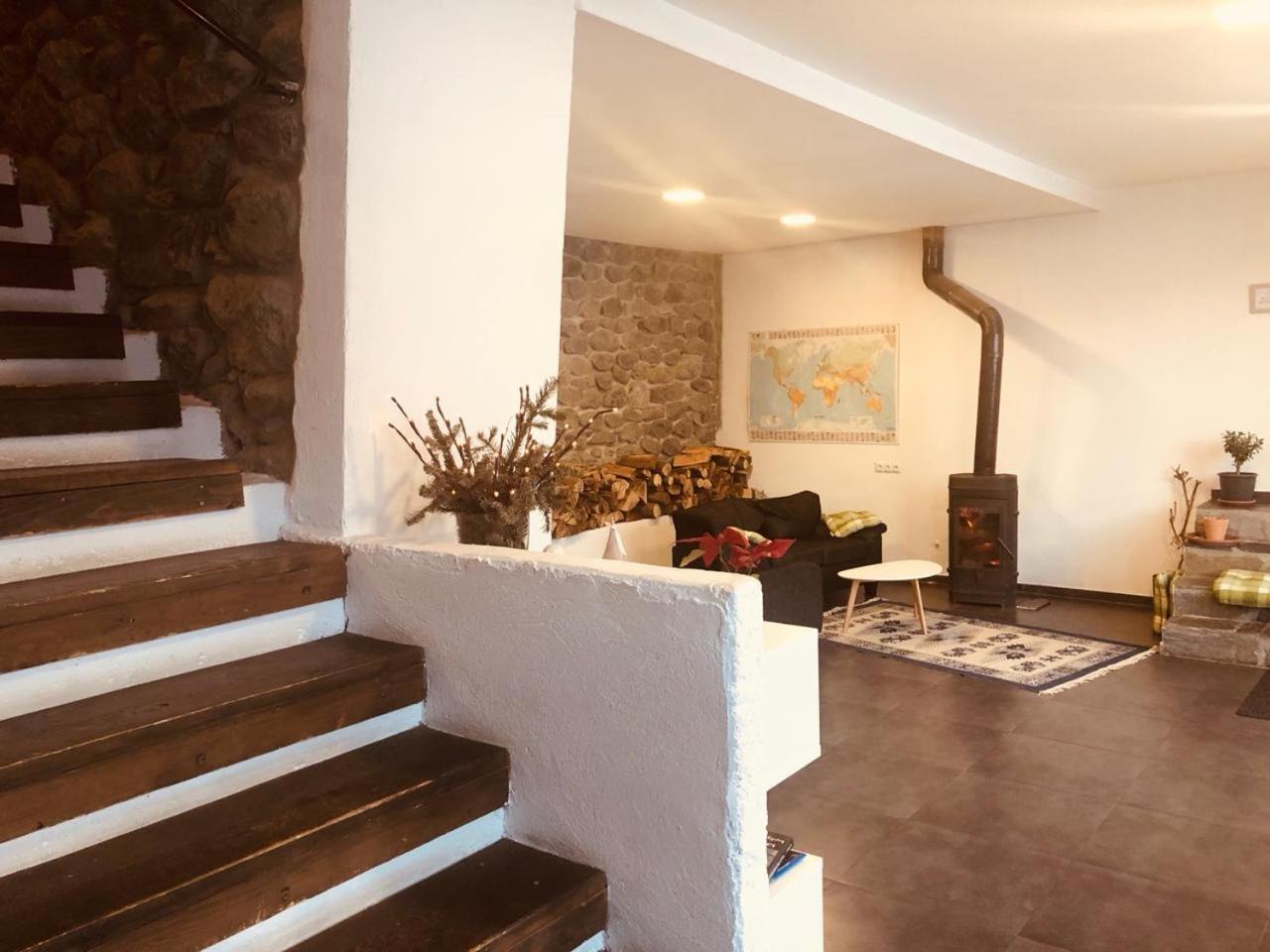 Bapsha Guesthouse Mestia Zewnętrze zdjęcie