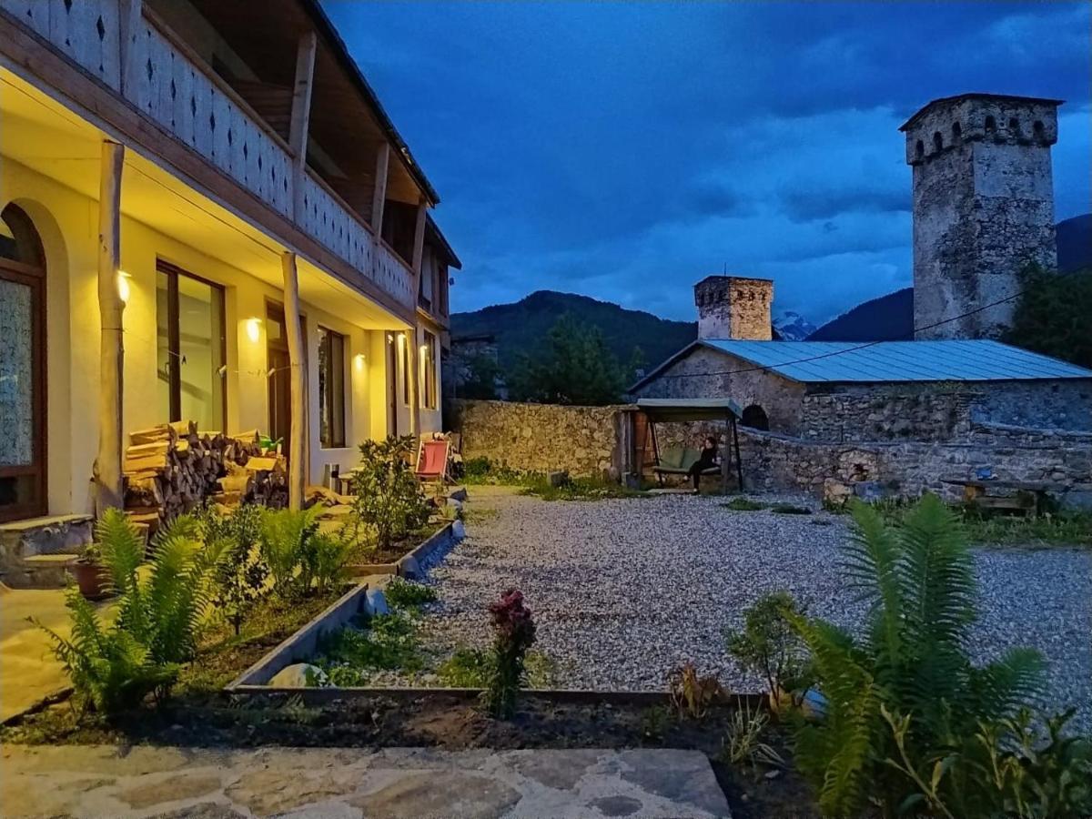 Bapsha Guesthouse Mestia Zewnętrze zdjęcie